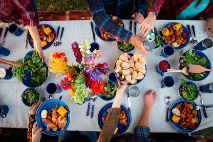 Pioneer Enamelware 4 Person Table Set